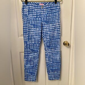 Lilly Pulitzer Kelly Ankle Pants ~ Sz 6 ~ Blue and White Patterned Pants ~ NICE!